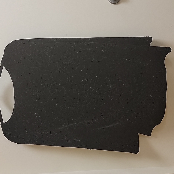 Notations black velour long sleeve with glitter rose design 1x - Picture 2 of 4